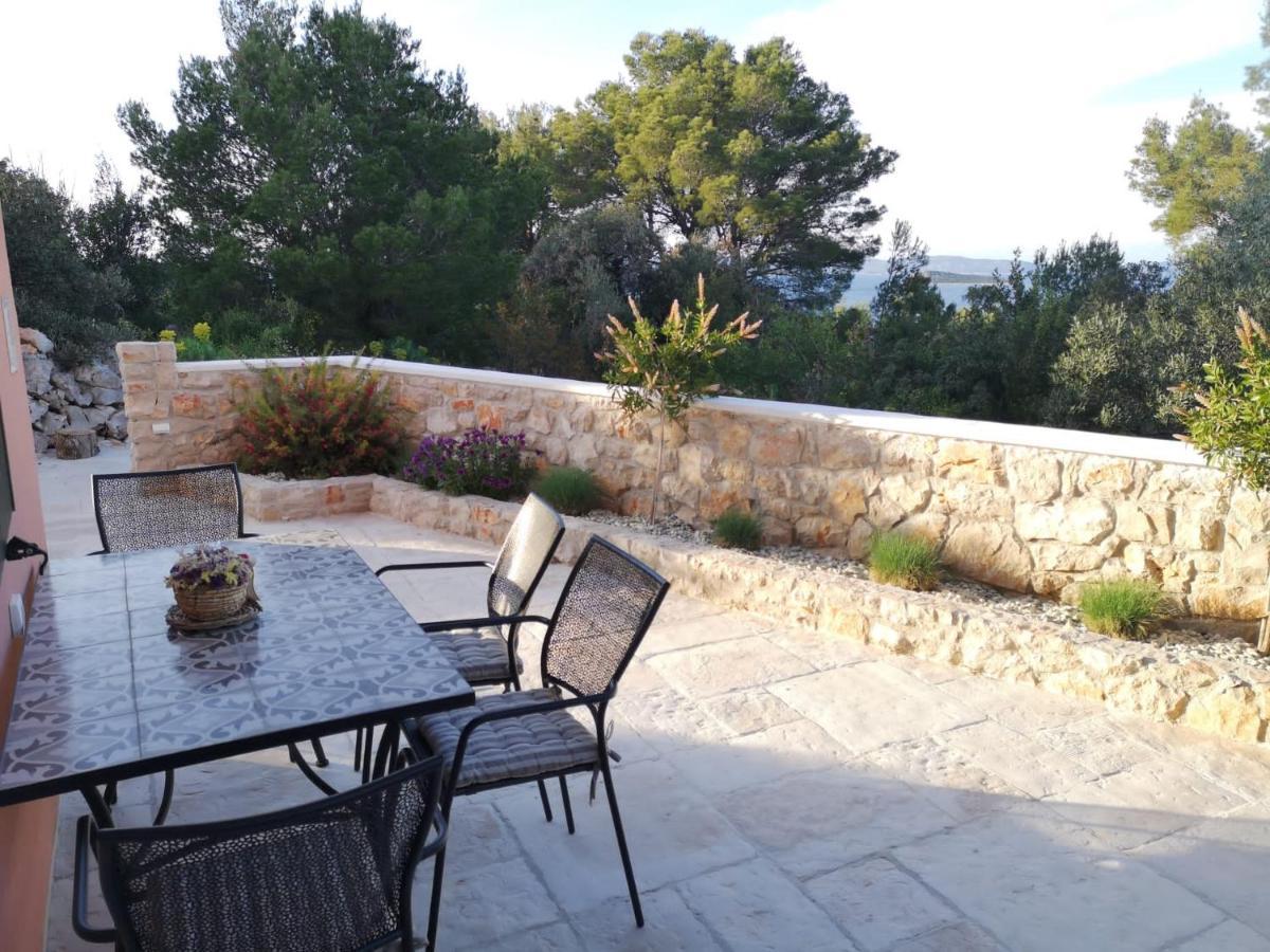 Lovro Luxury With Jacuzzi And Terrace Sea View Apartmán Sali
